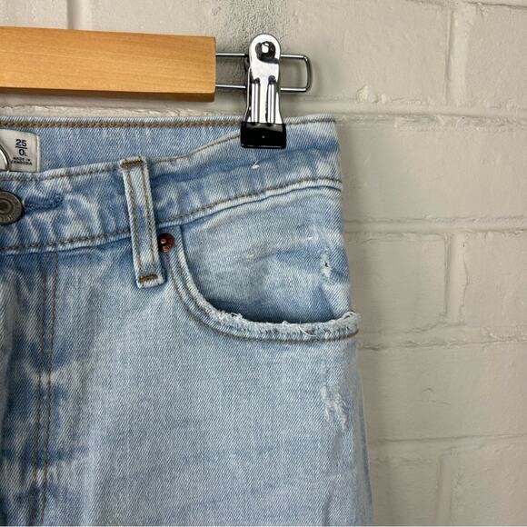 Abercrombie & Fitch The Skinny High Rise Light Wash Distressed Jeans Size 25 - Picture 7 of 10